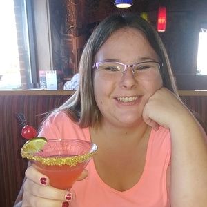 Meet your Posher, Melanie